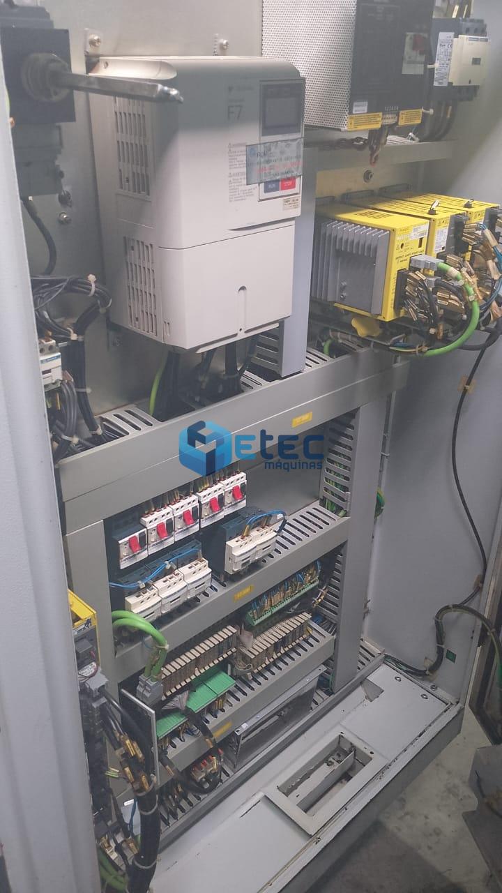 Centro de Torneamento ROMI G240