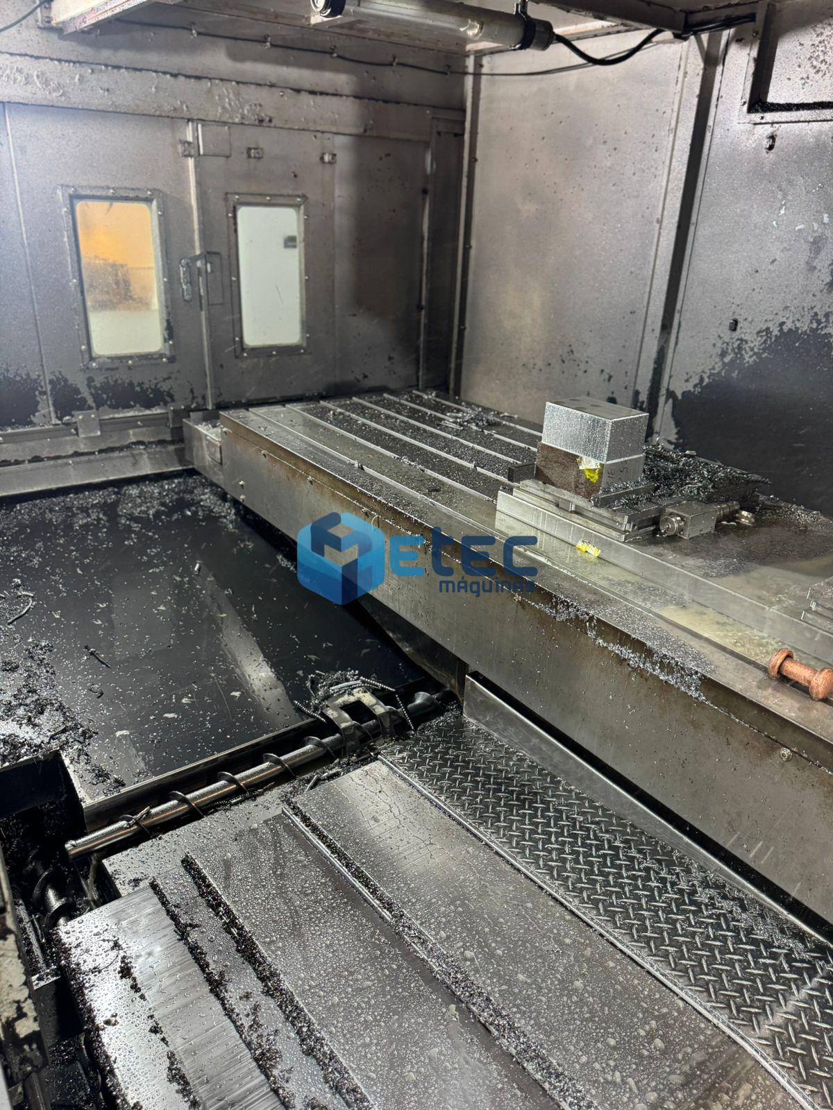 Centro de Usinagem Akira Seiki V8XP