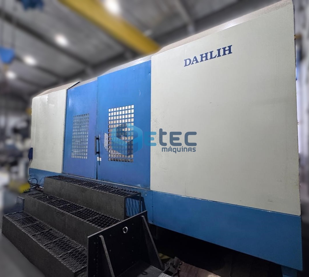 Centro de Usinagem Dahlih HC-2000