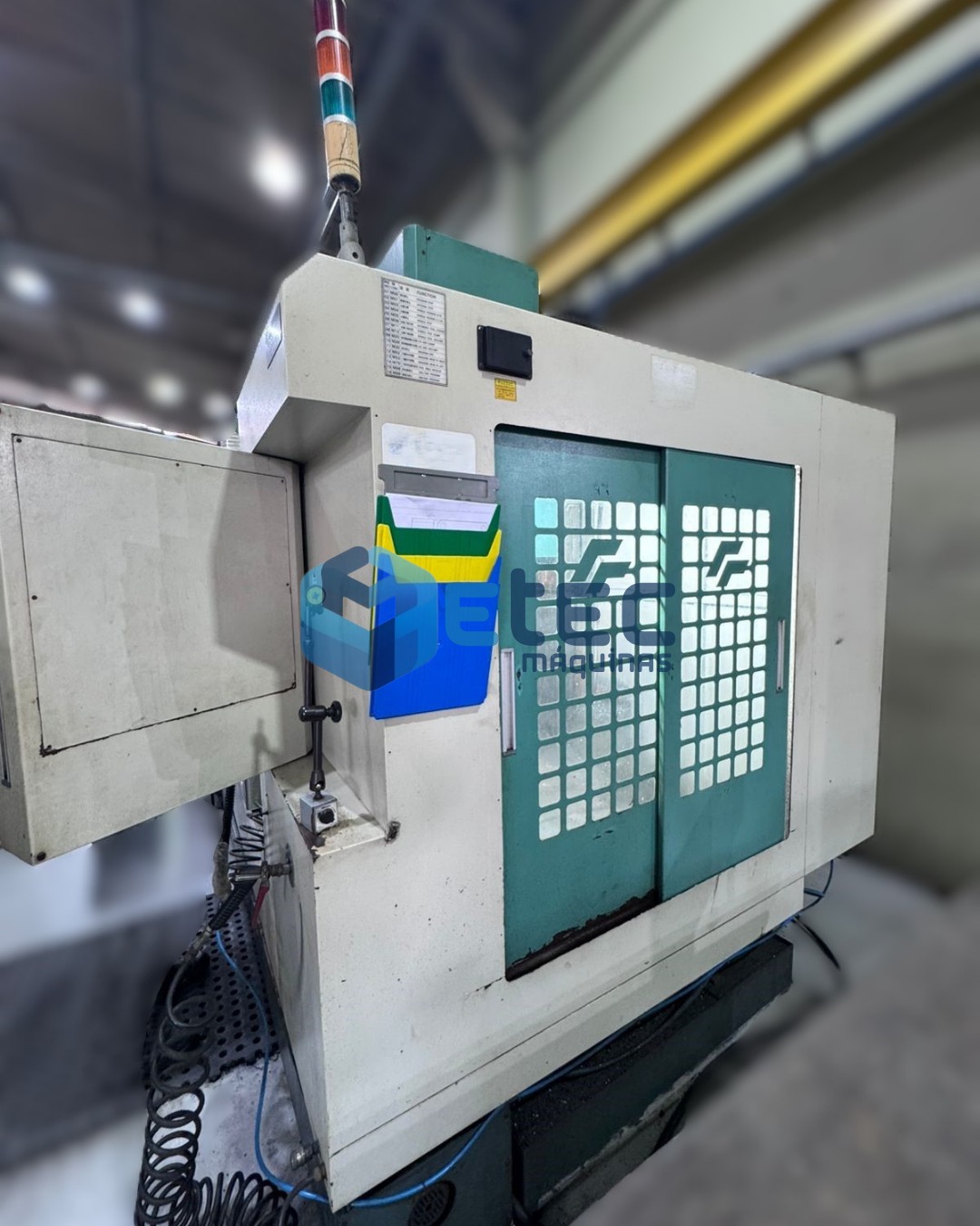 Centro de Usinagem Feeler EV-520