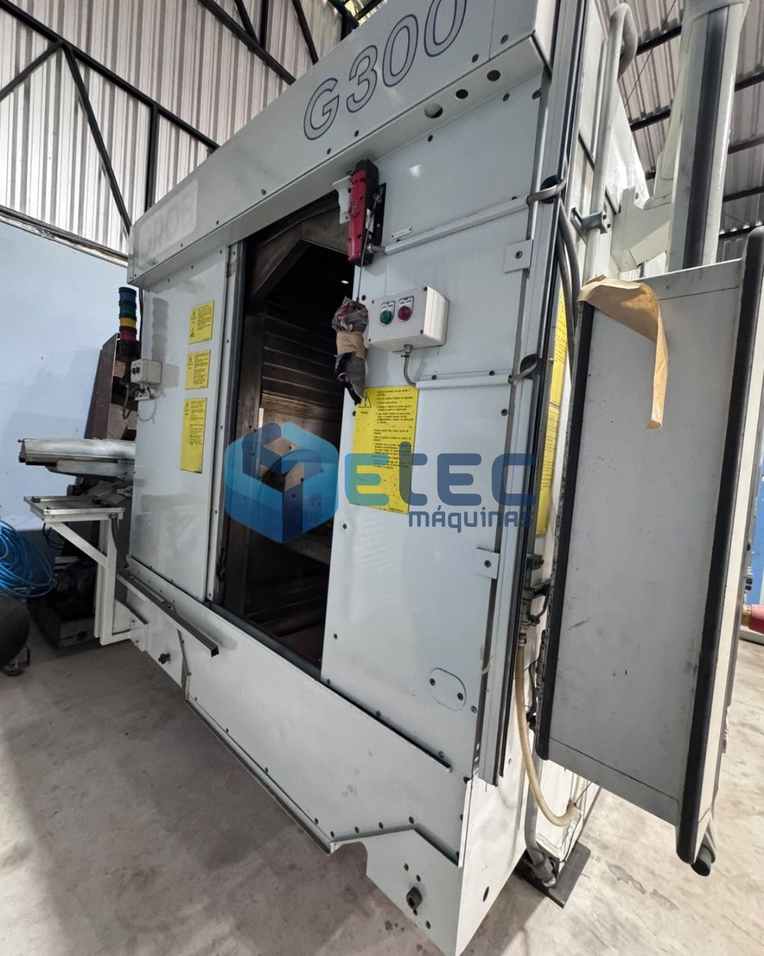Centro de Usinagem Horizontal GROB G300