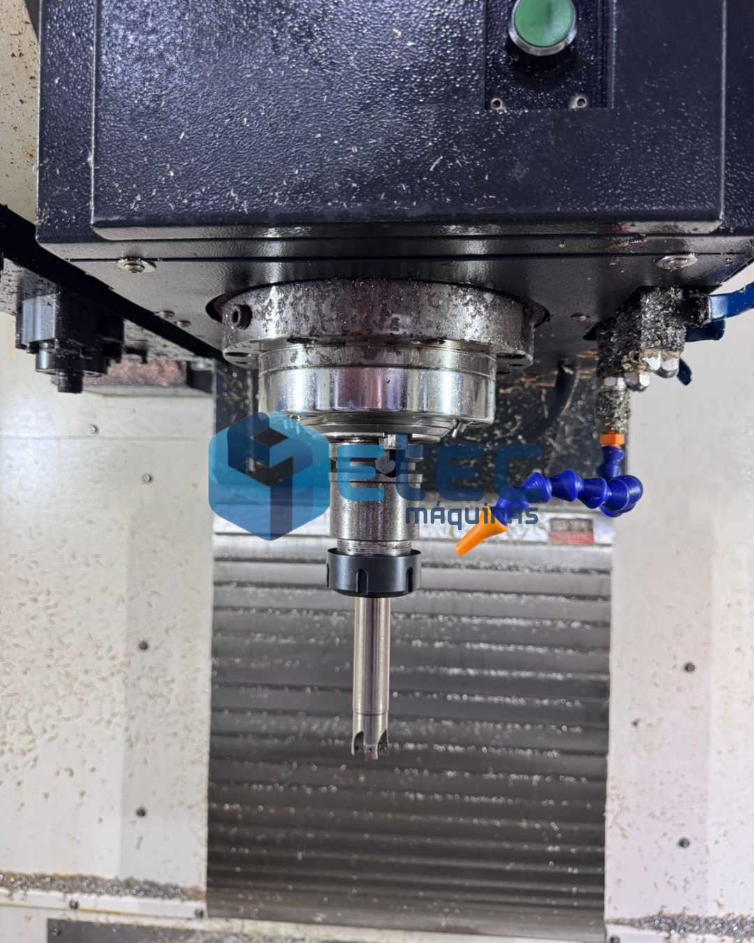 Centro de Usinagem Okada OKM1060