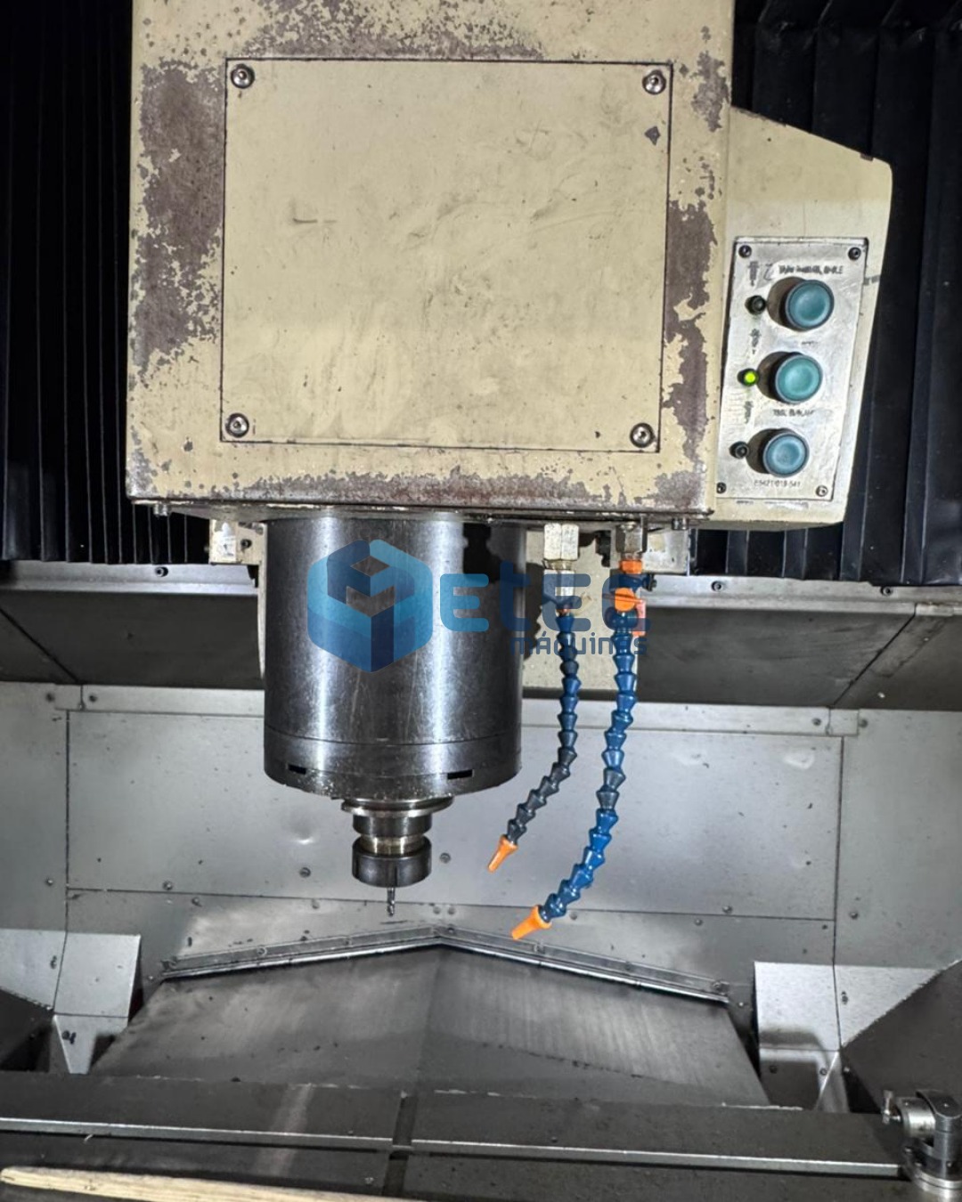 Centro de Usinagem Okuma CS-41