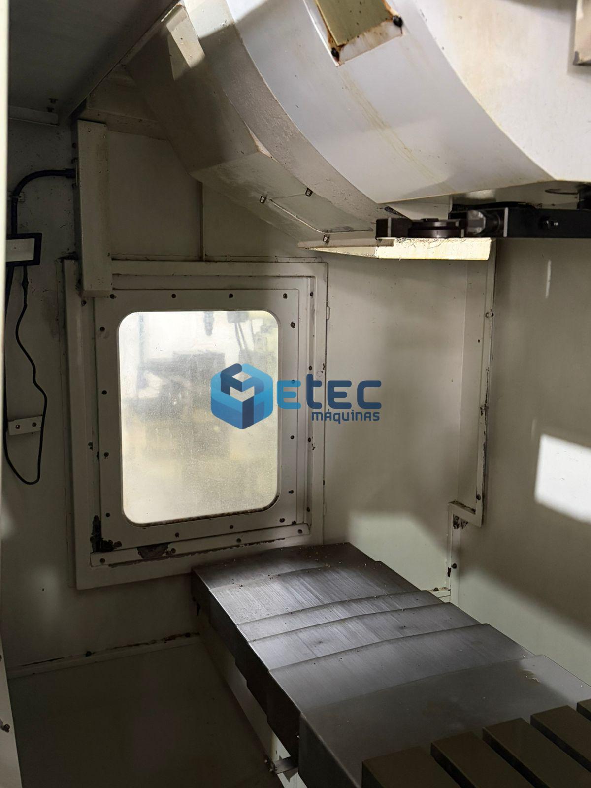 Centro de Usinagem ROMI D1000 com 4° Eixo