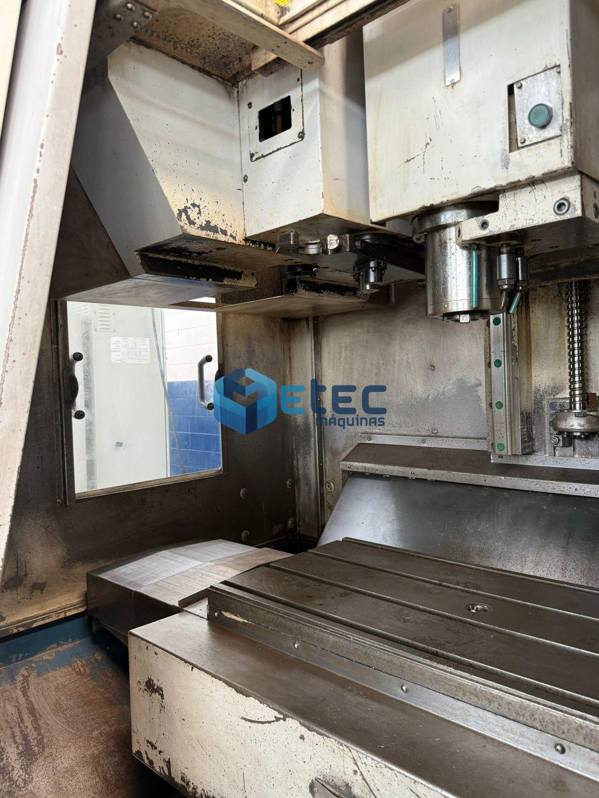 Centro de Usinagem Vertical Doosan Daewoo DMV 3016L