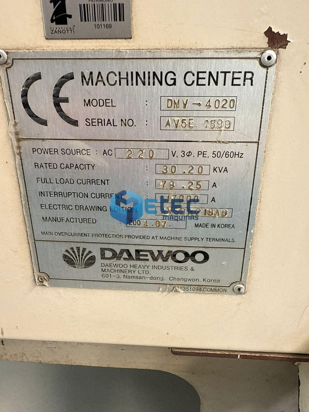 Centro de Usinagem Vertical Doosan Daewoo DMV 4020