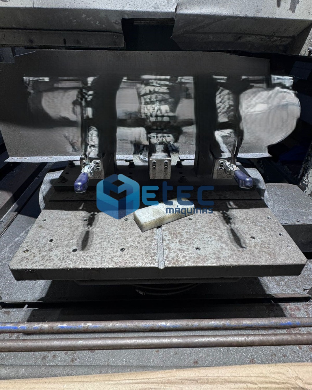 Centro de Usinagem Vertical Duplo Pallet Brother TC-32BN QT