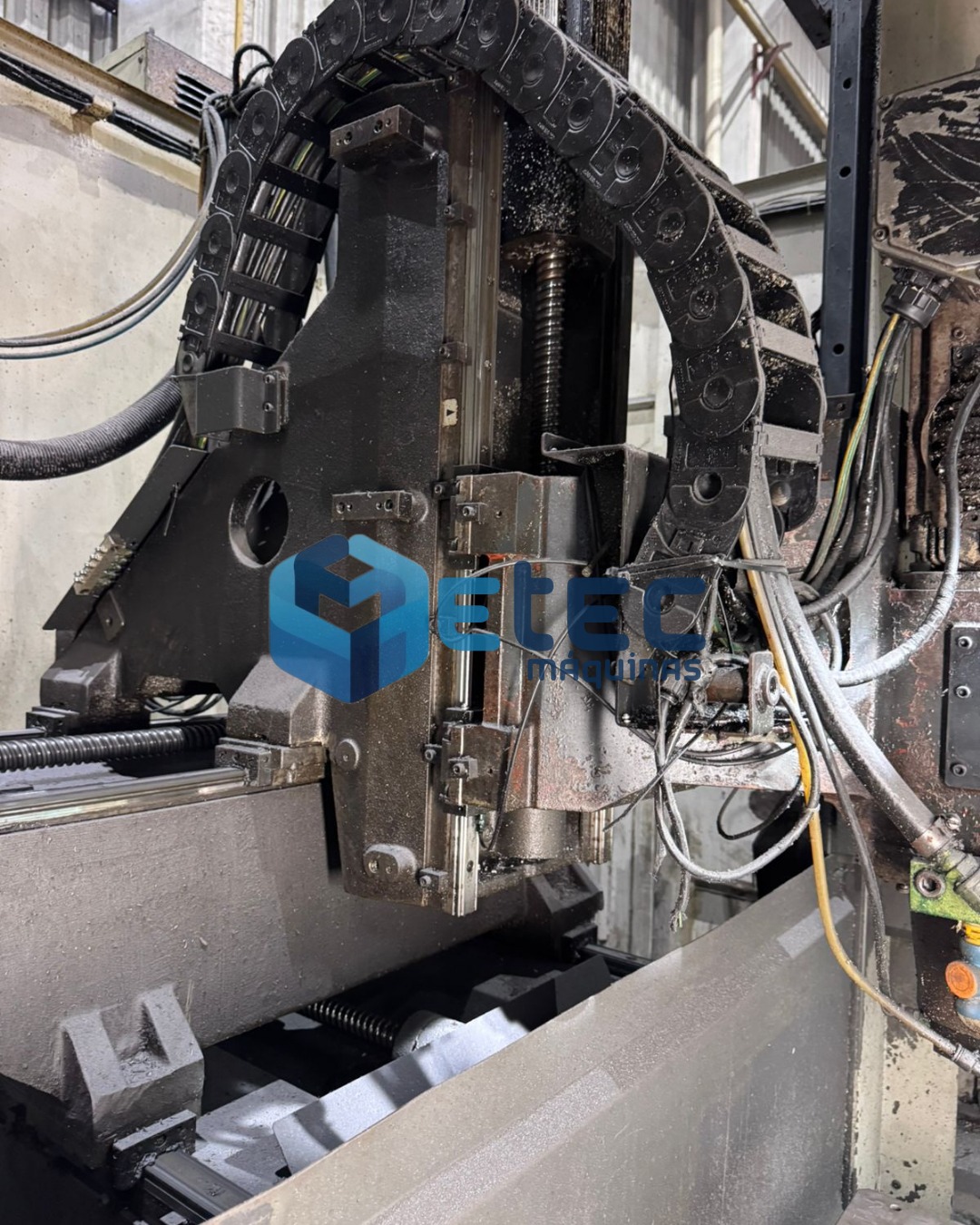 Centro de Usinagem Vertical Duplo Pallet Brother TC-32BN QT