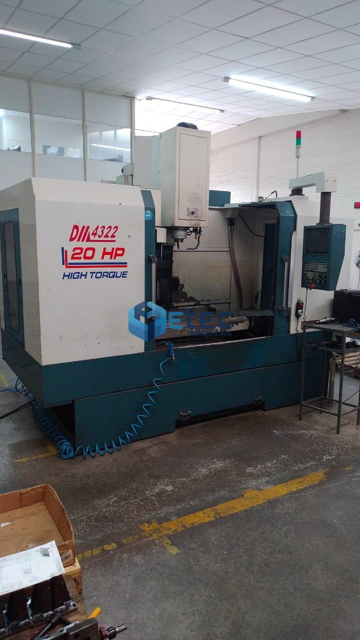 Centro de Usinagem Vertical DYNA 4322