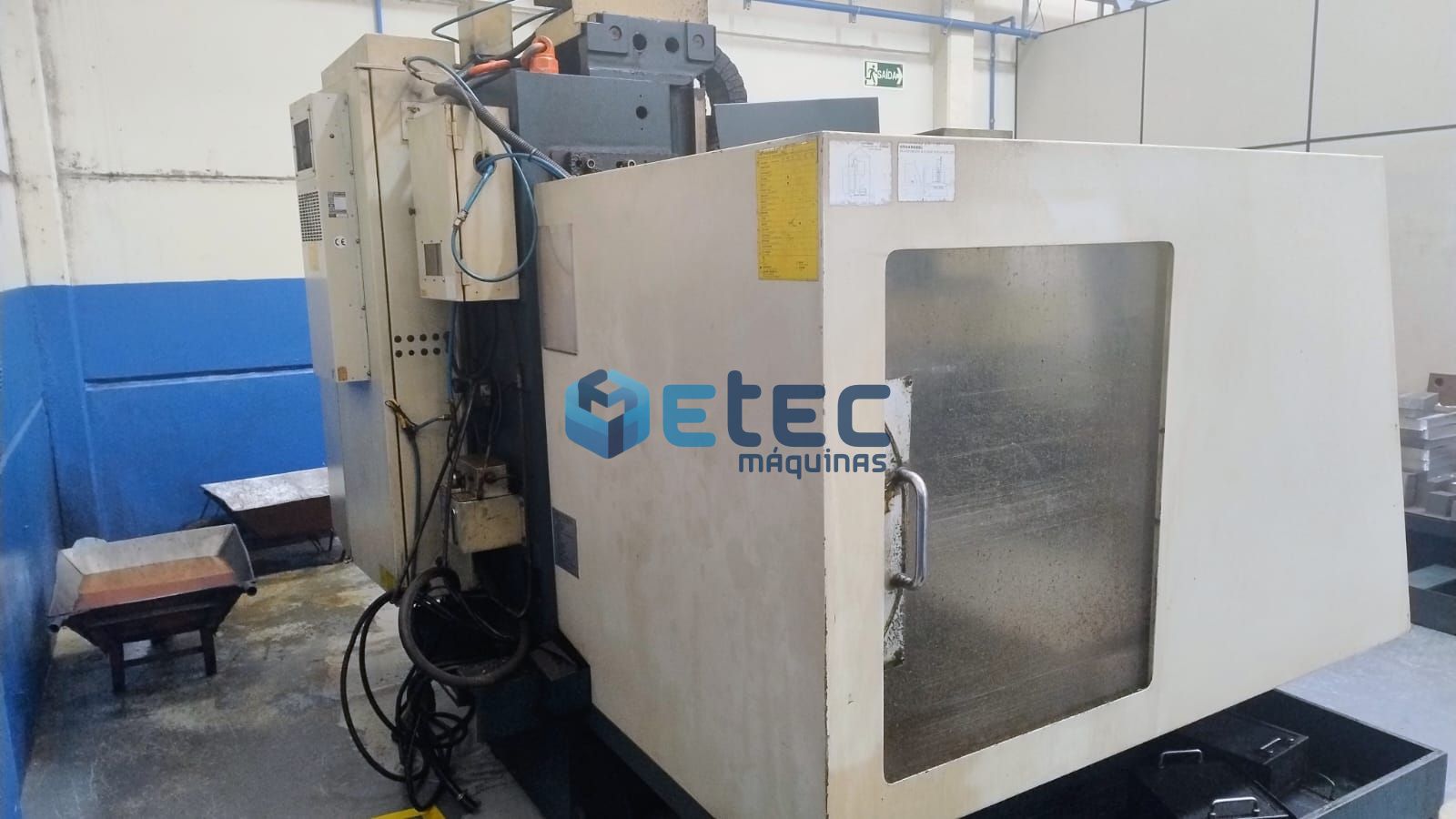 Centro de Usinagem Vertical Feeler FV1000