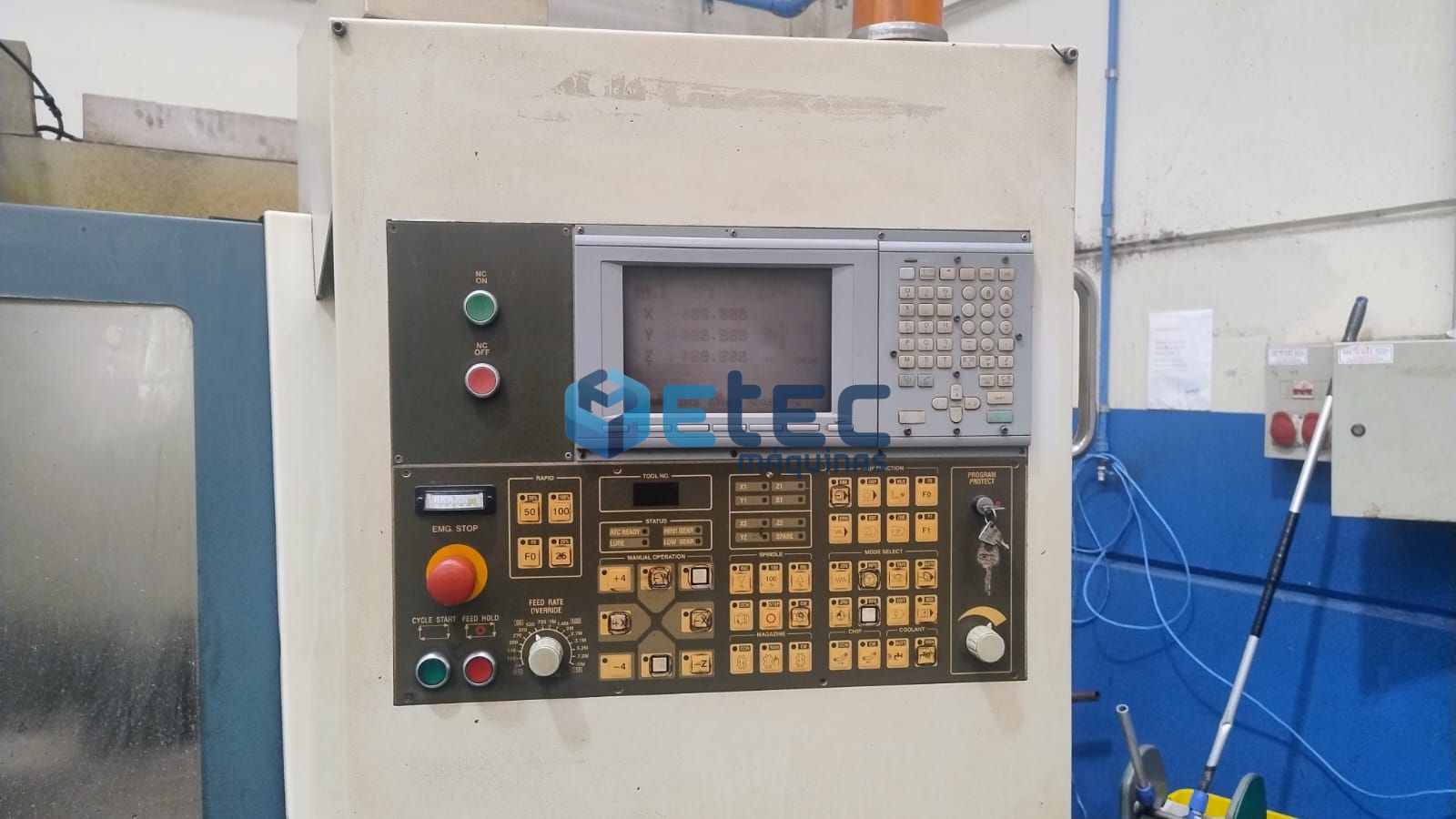 Centro de Usinagem Vertical Feeler FV1000