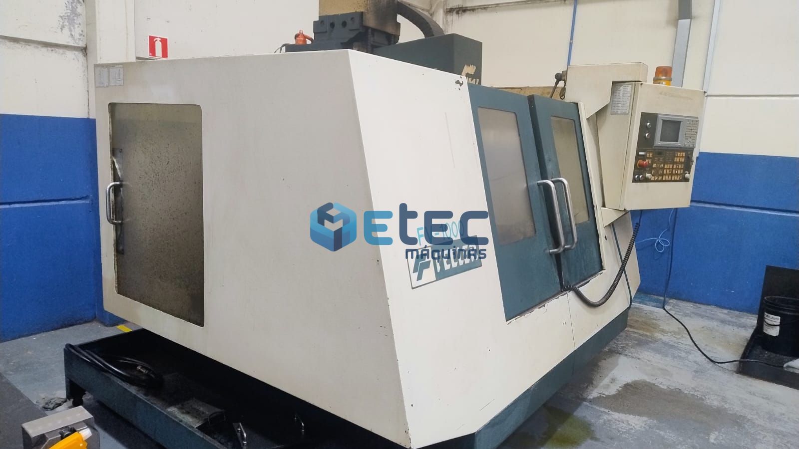 Centro de Usinagem Vertical Feeler FV1000