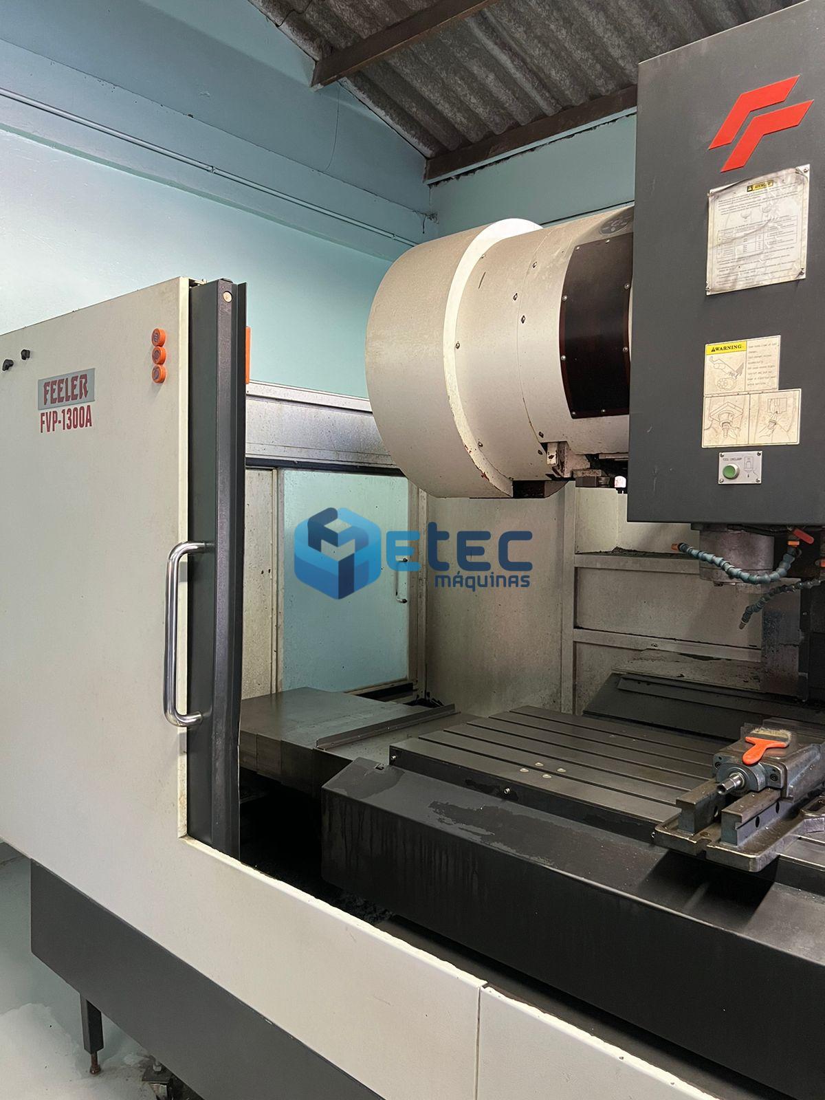Centro de Usinagem Feeler FVP1300A