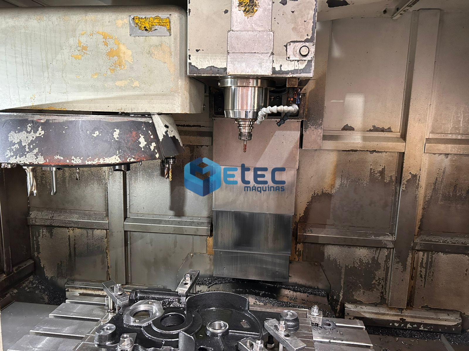 Centro de Usinagem Vertical Finecut Com 4° Eixo Detron