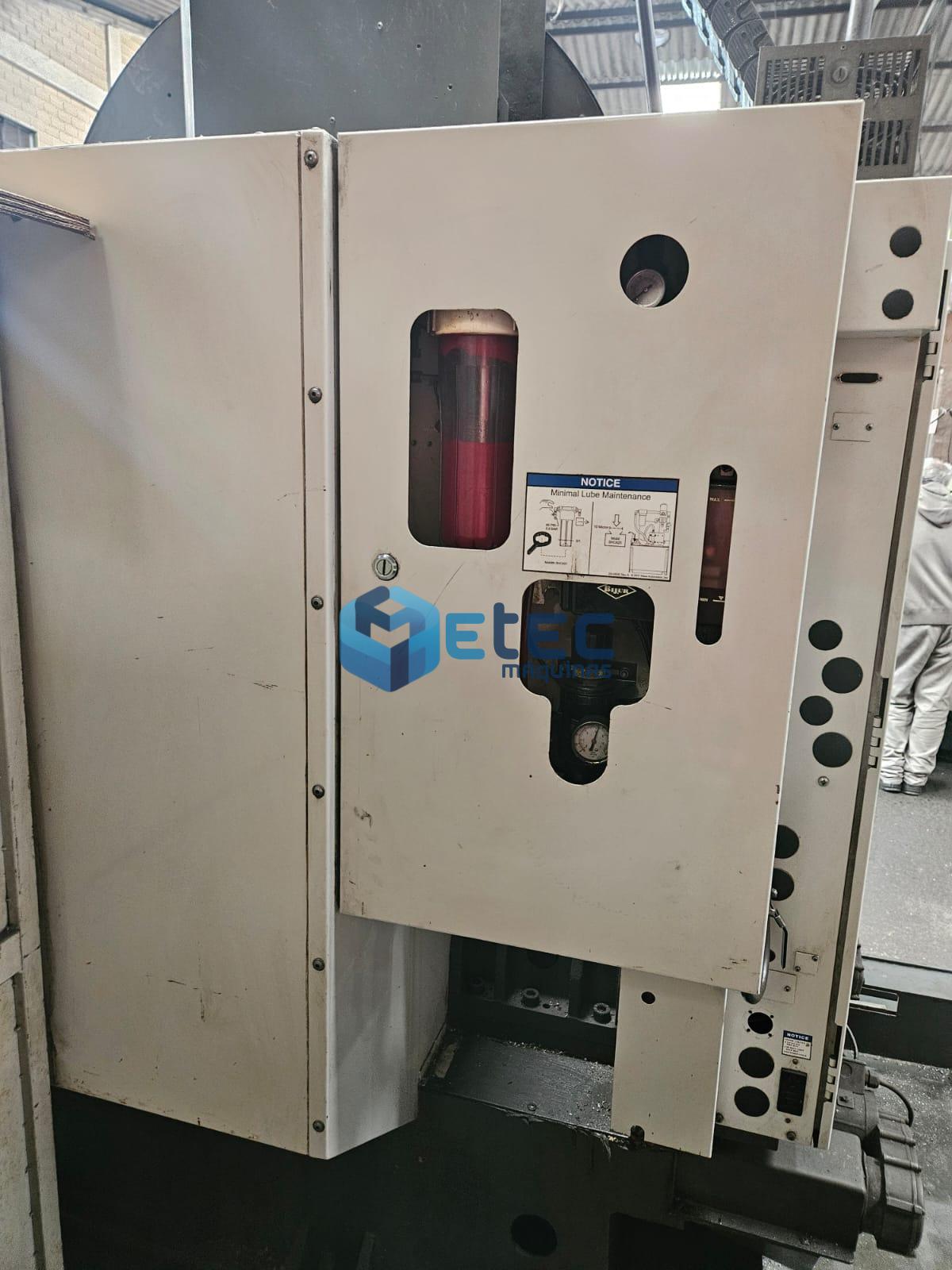 Centro de Usinagem Vertical HAAS DT-1