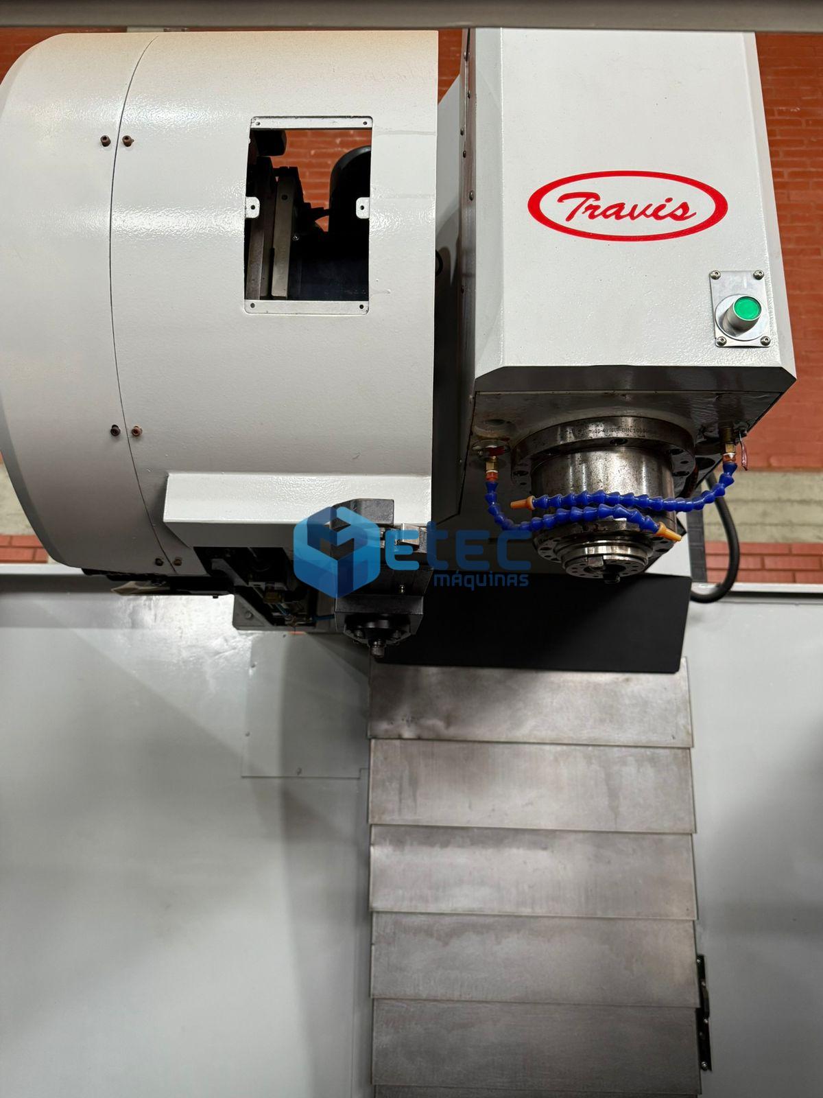 Centro de Usinagem Vertical Travis M1500