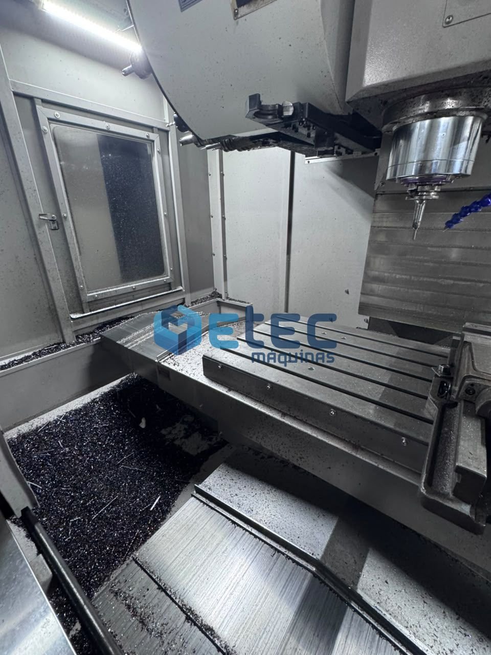 Centro de Usinagem VMTCNC VMC-850L