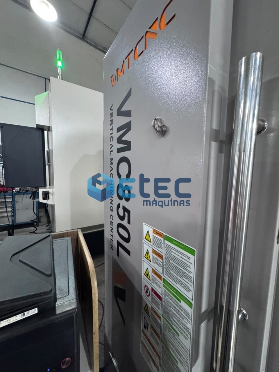 Centro de Usinagem VMTCNC VMC-850L