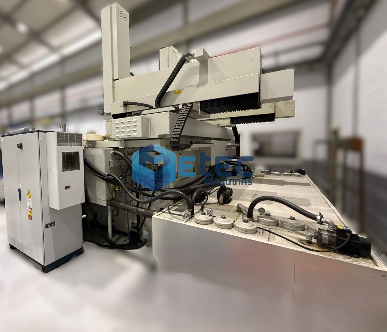 Eletroerosão Penetração CNC Resitron Duplo  Cabeçote