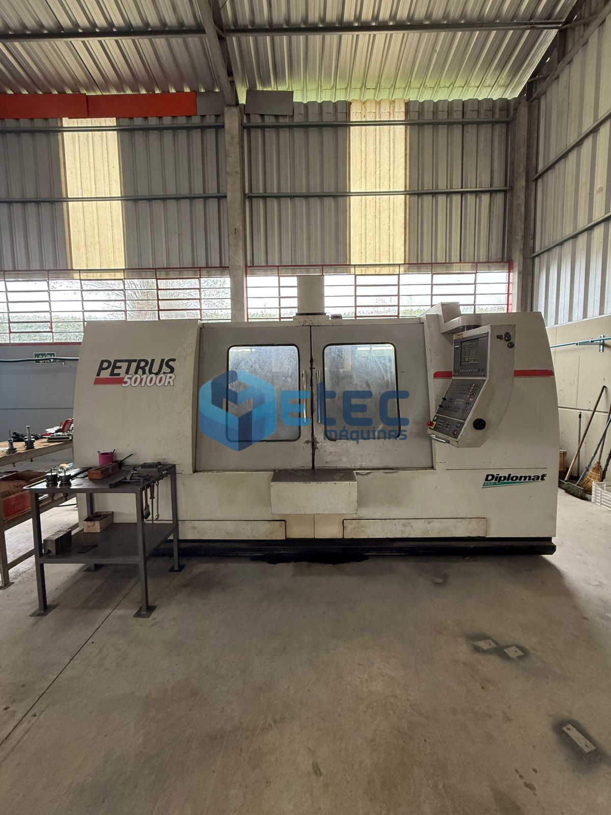 Fresadora CNC Diplomat Petrus 50100R