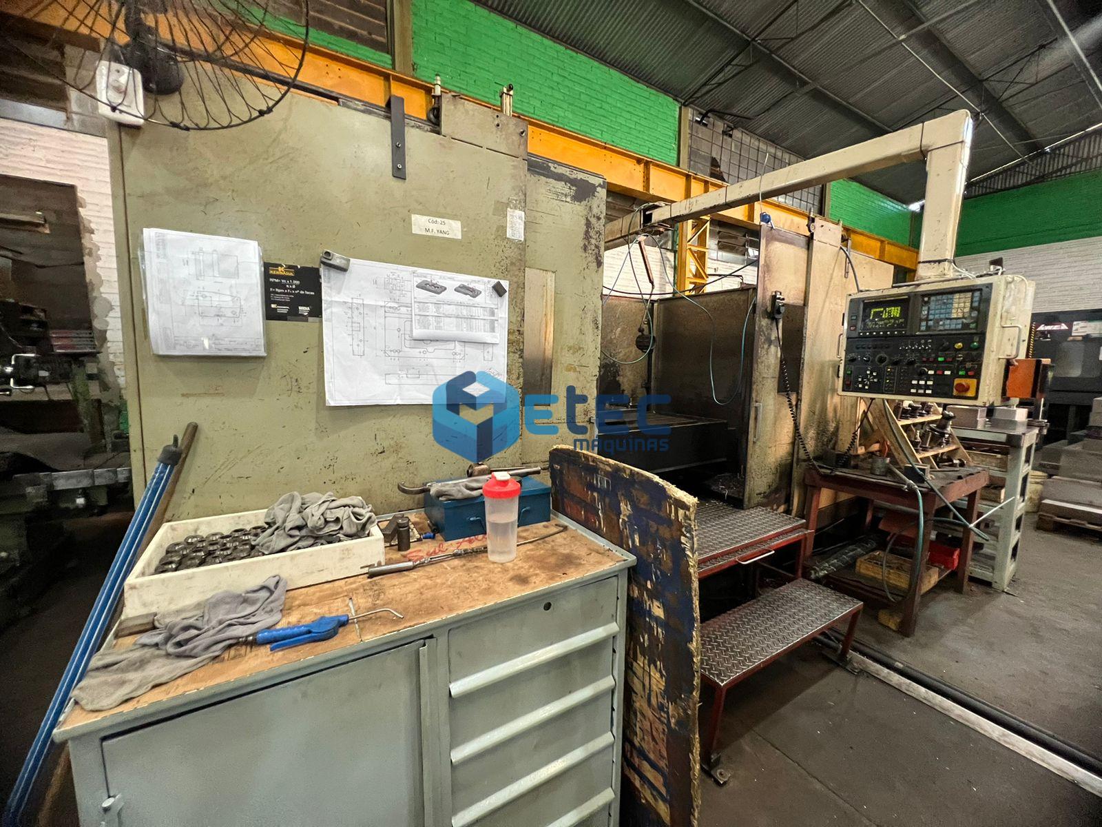 Fresadora CNC YANG