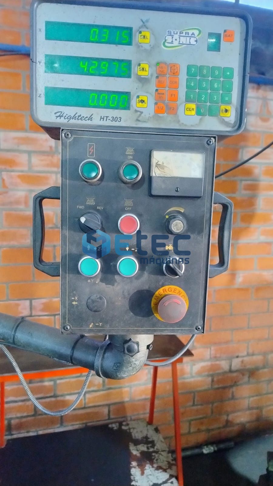 Fresadora Ferramenteira Veker VK450I Com Digital nos 3 Eixos