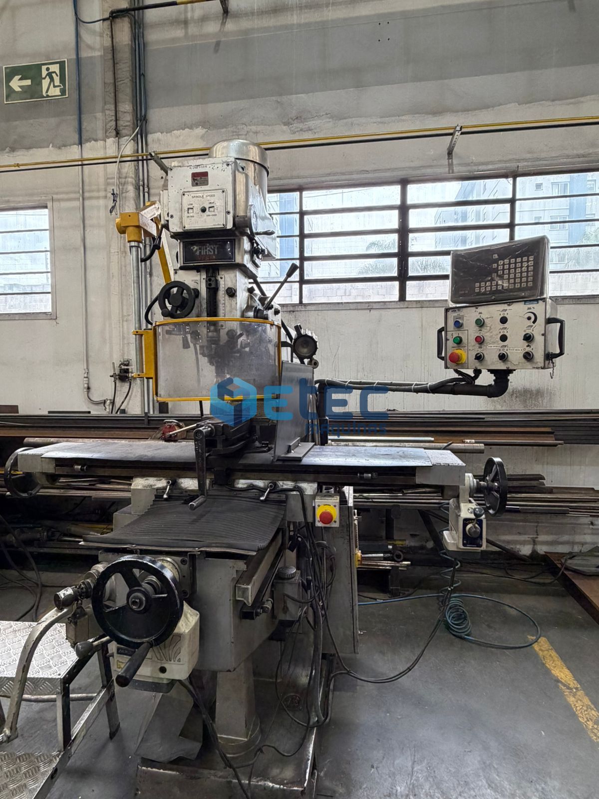 Fresadora Ferramenteira Veker VKF-430VP