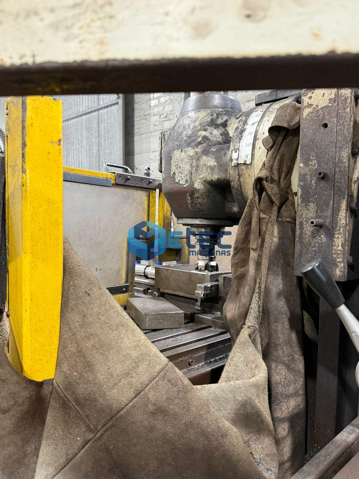 Fresadora Universal Diplomat ISO40