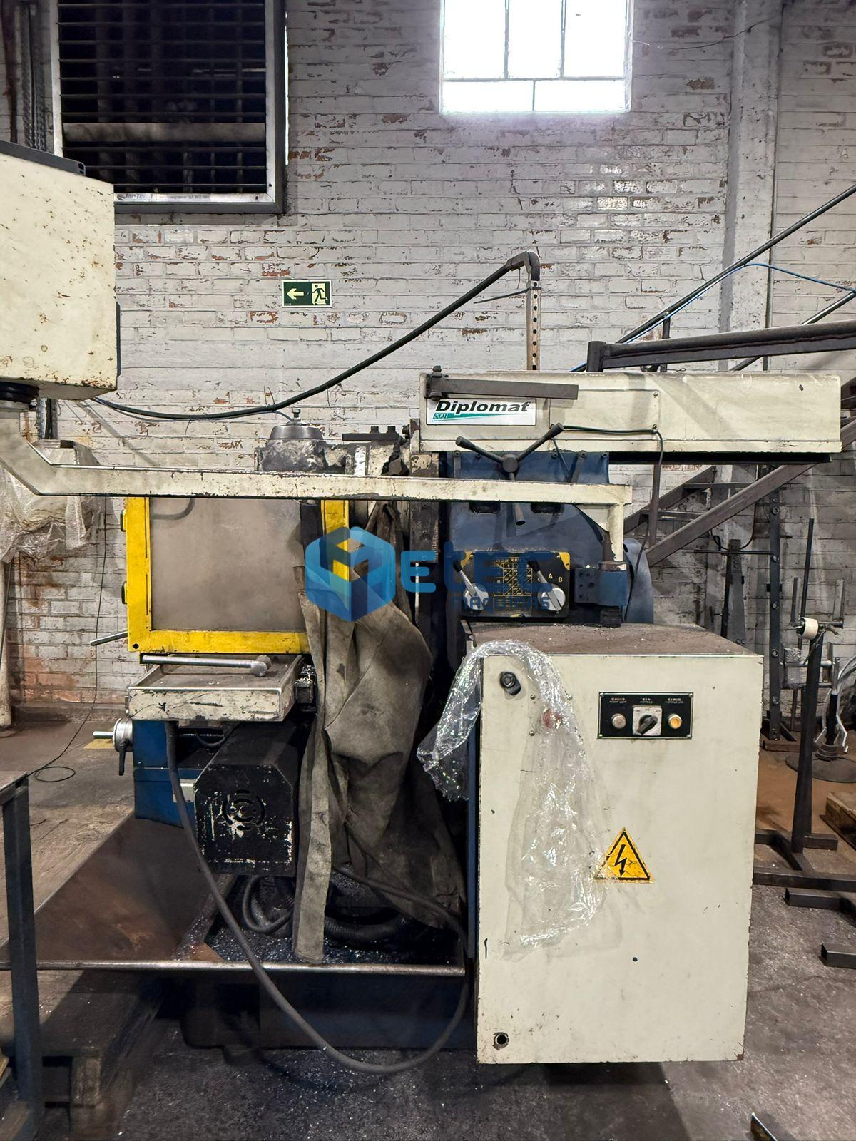 Fresadora Universal Diplomat ISO40