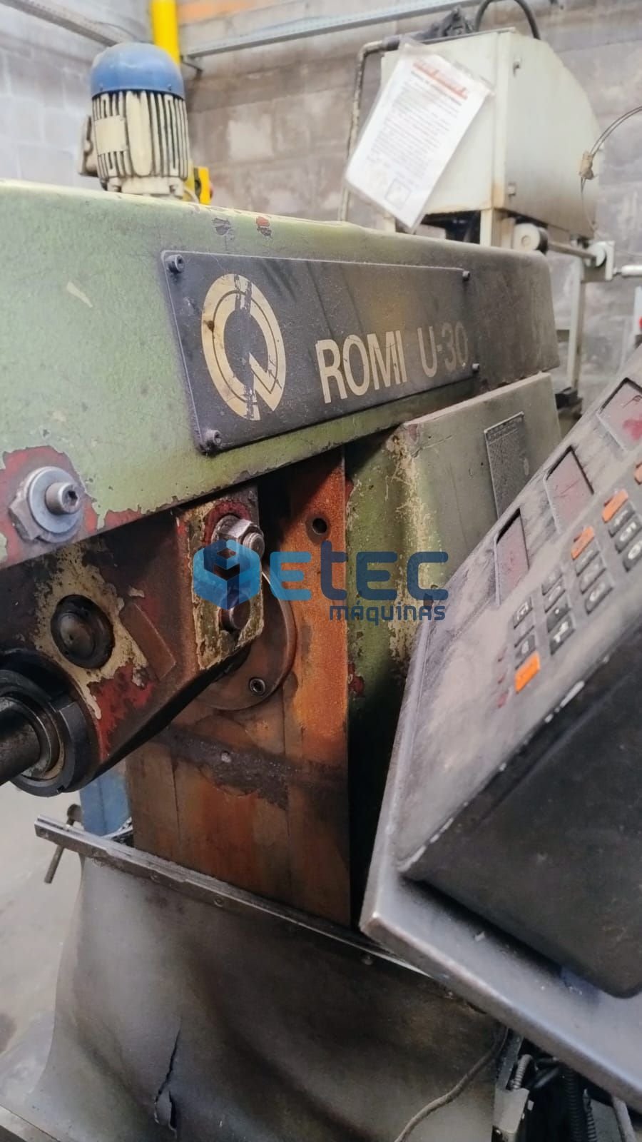 Fresadora Universal ROMI U-30 Com Digital