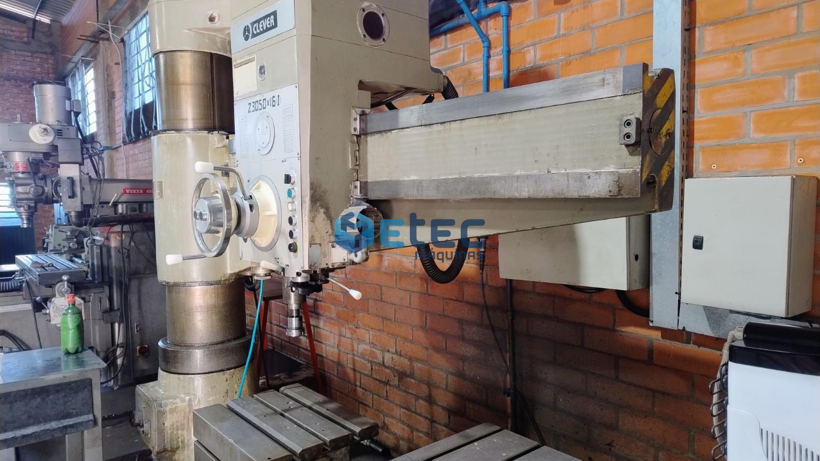 Furadeira Radial Clever Z3050x16(I)