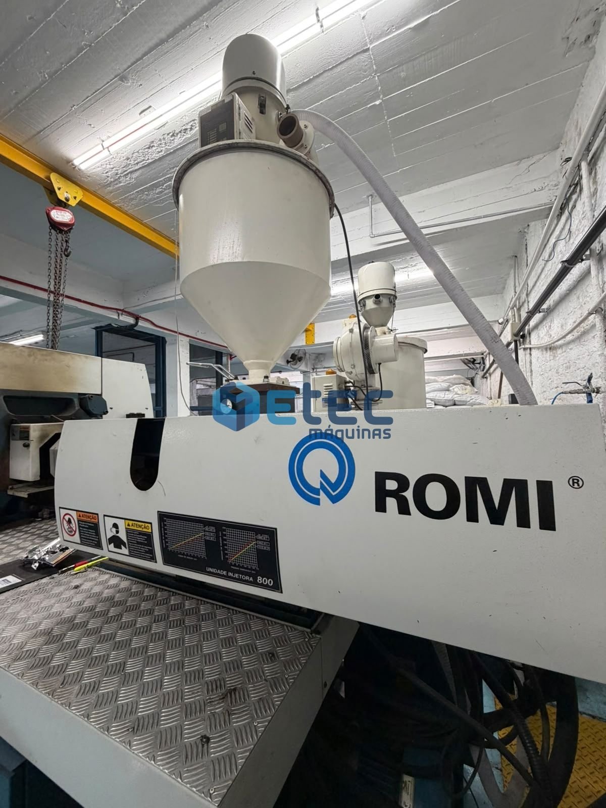 Injetora de Plástico Romi 170Ton