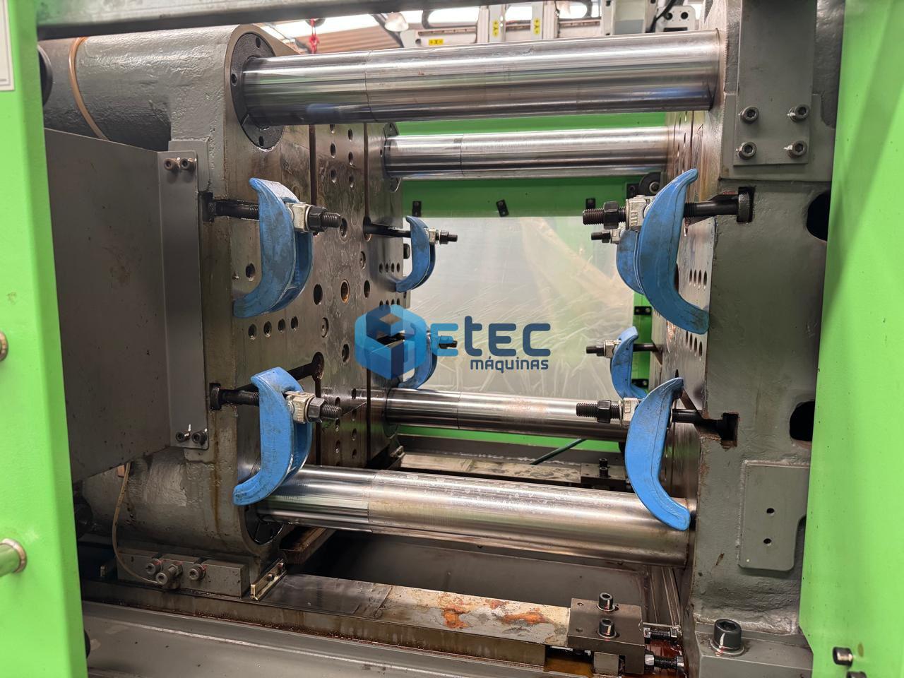 Injetora de Plástico WELLTEC 130Se II - com Robô