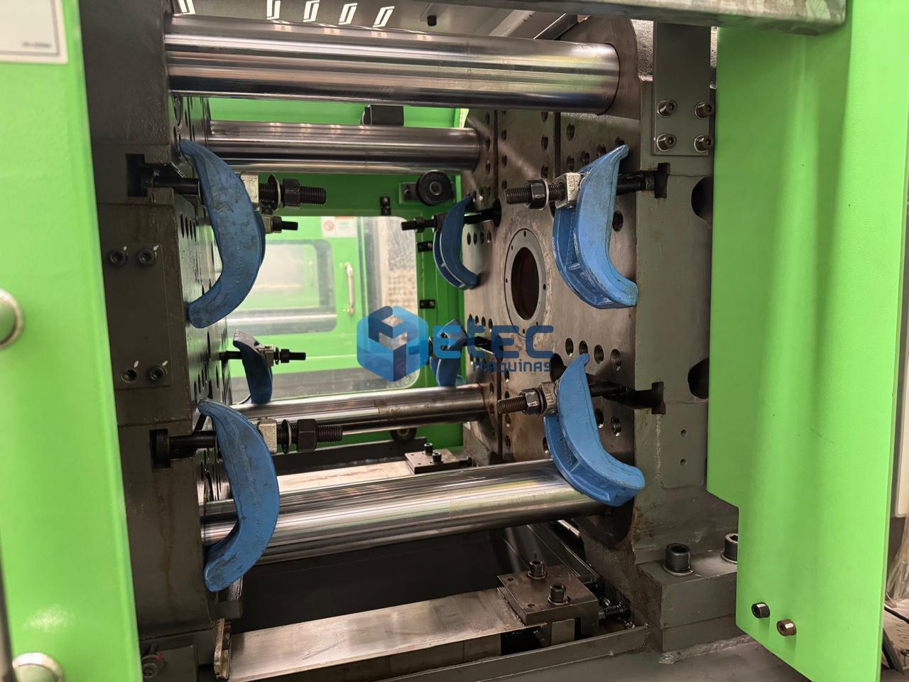 Injetora de Plástico WELLTEC - 90Se II - com Robô