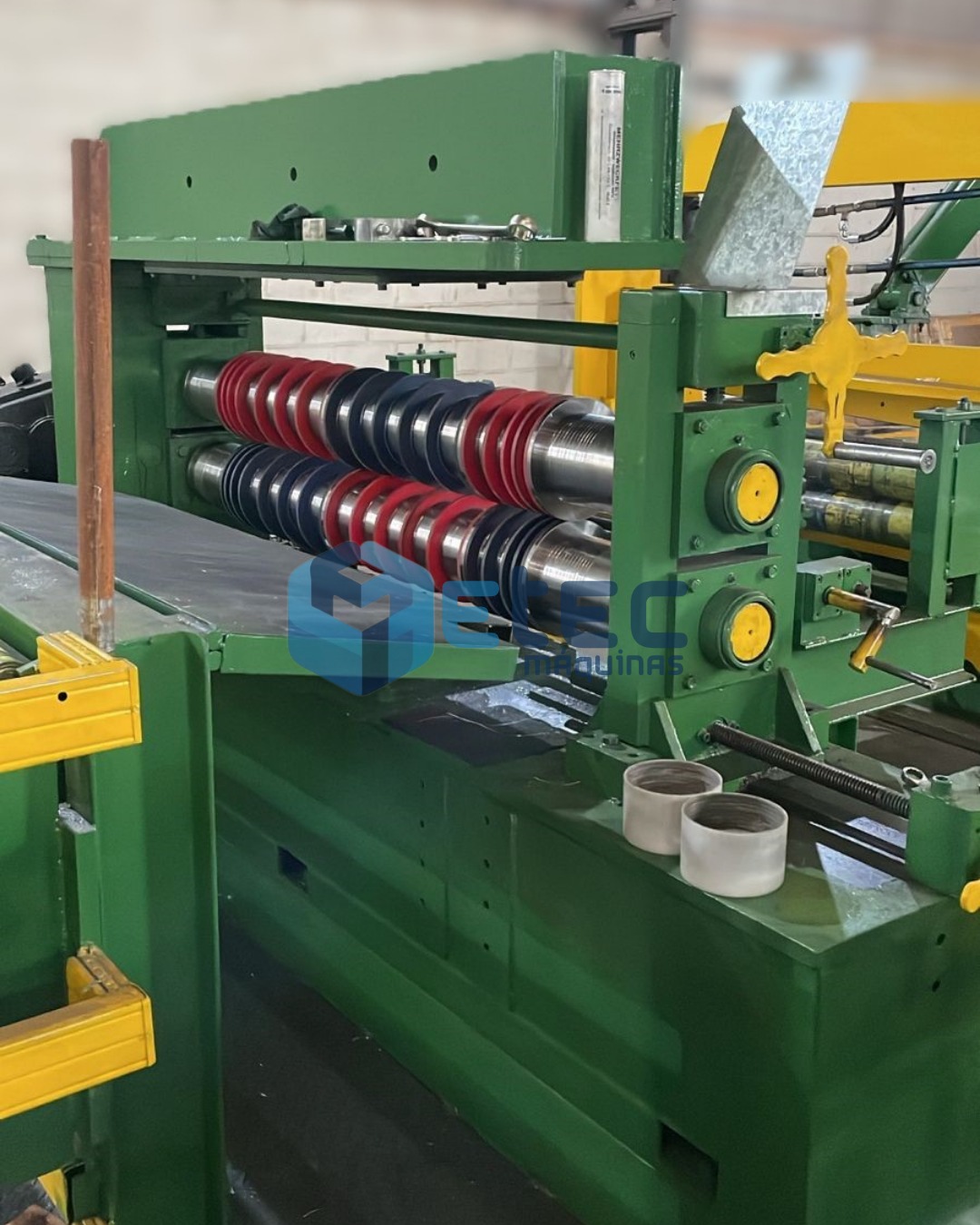 Máquina de Corte Longitudinal de Bobinas Sllitter