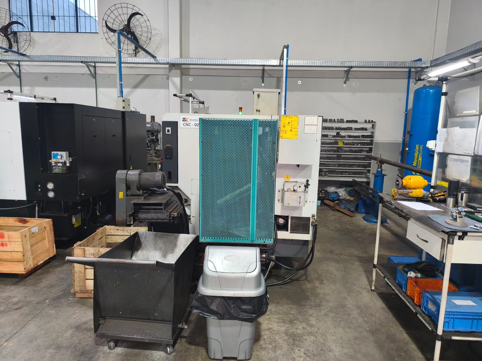 Torno CNC FEELER