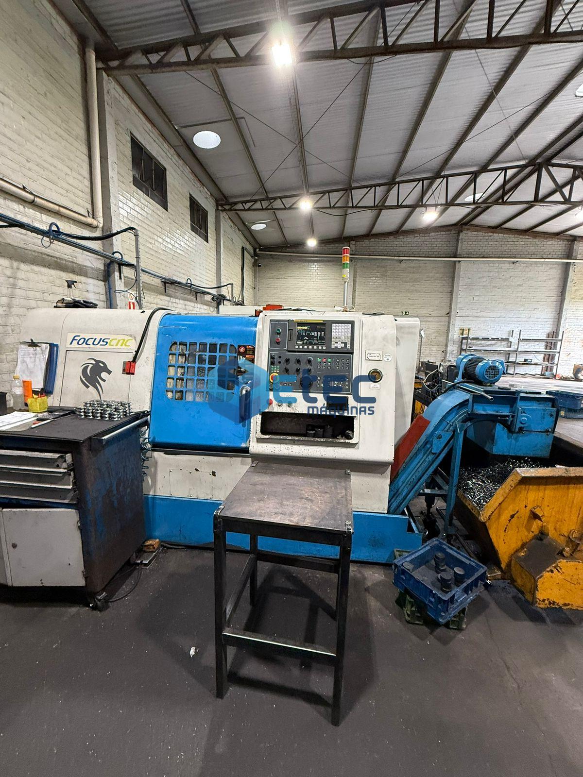 Torno CNC Focus FCL-200HT