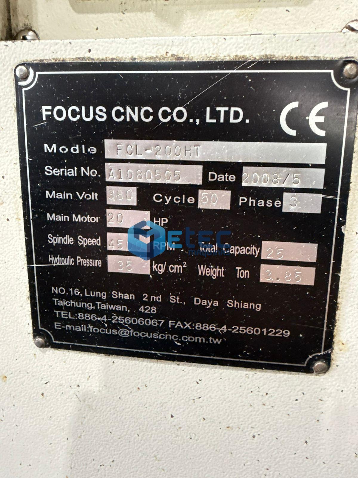 Torno CNC Focus FCL-200HT