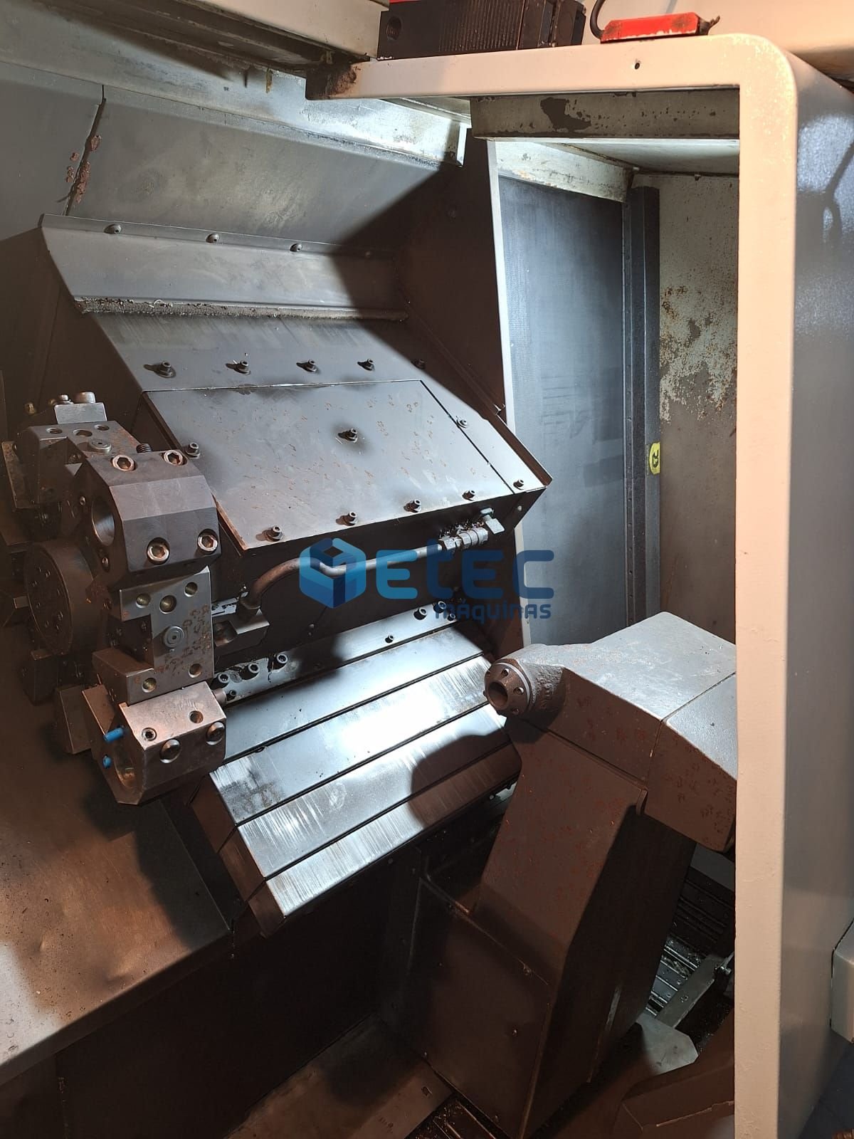 Torno CNC HAAS SL-20T