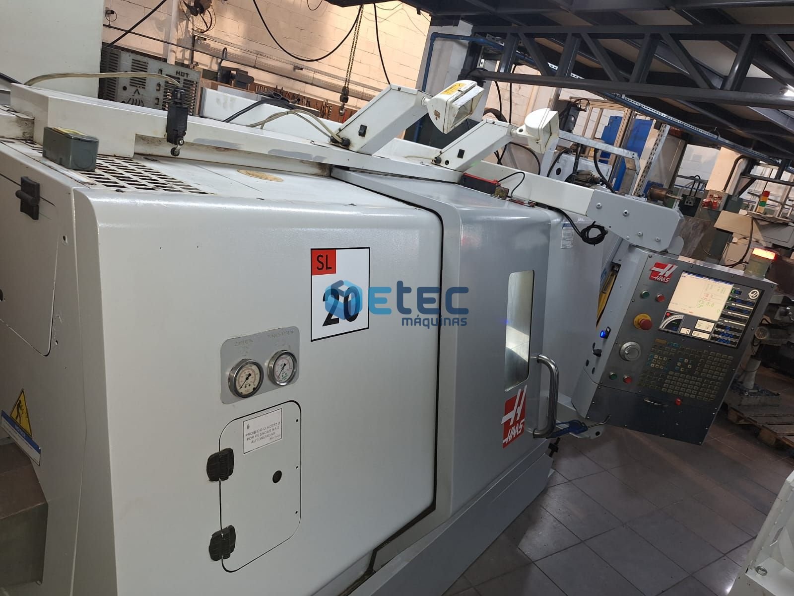 Torno CNC HAAS SL-20T