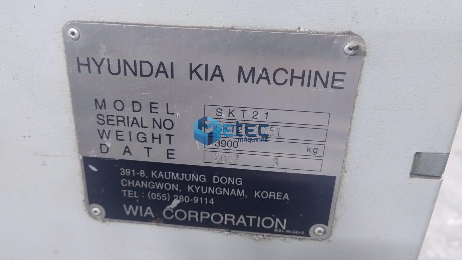 Torno CNC Hyndai SKT-21