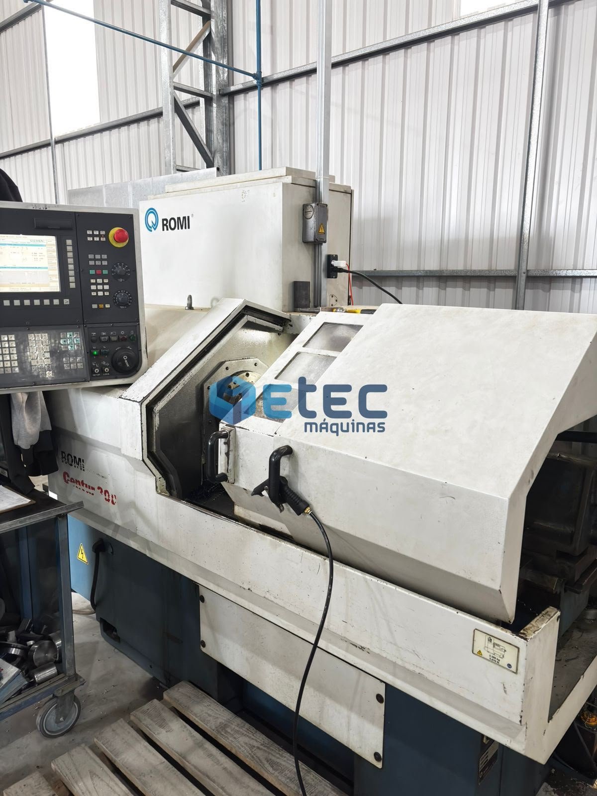 Torno CNC Romi Centur 30D