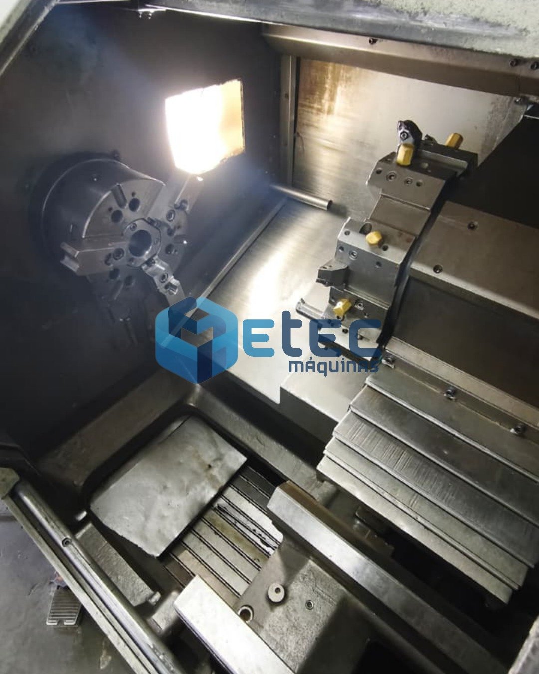 Torno CNC Romi Cosmos 20U