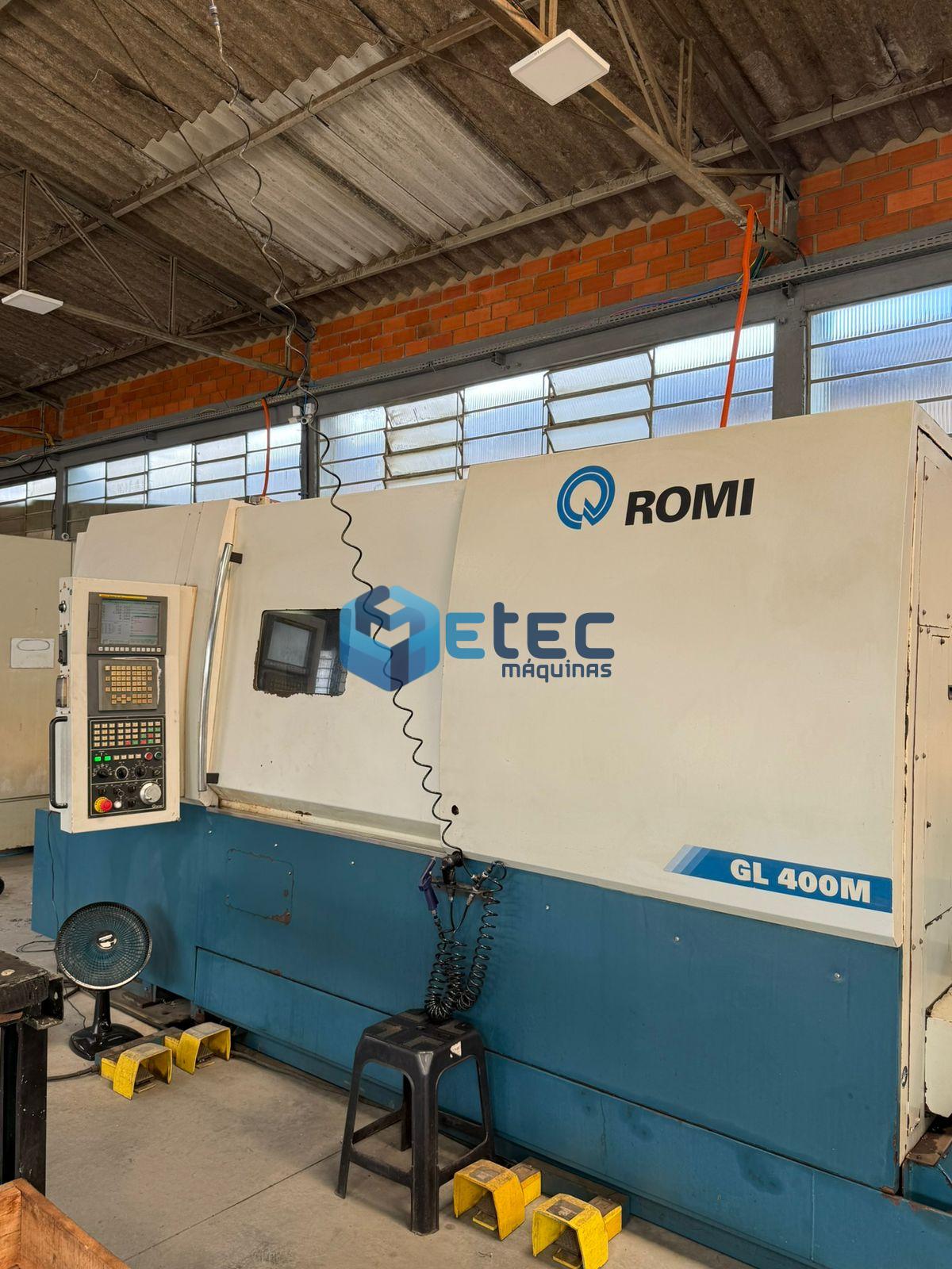 Torno CNC Romi GL400M