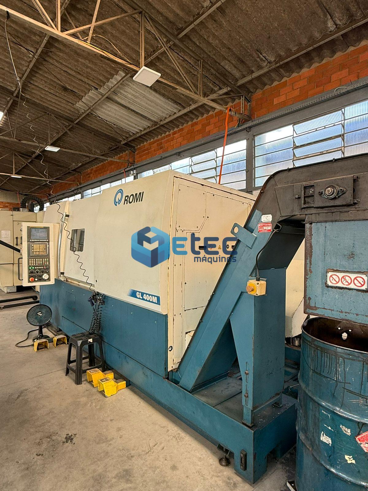 Torno CNC Romi GL400M