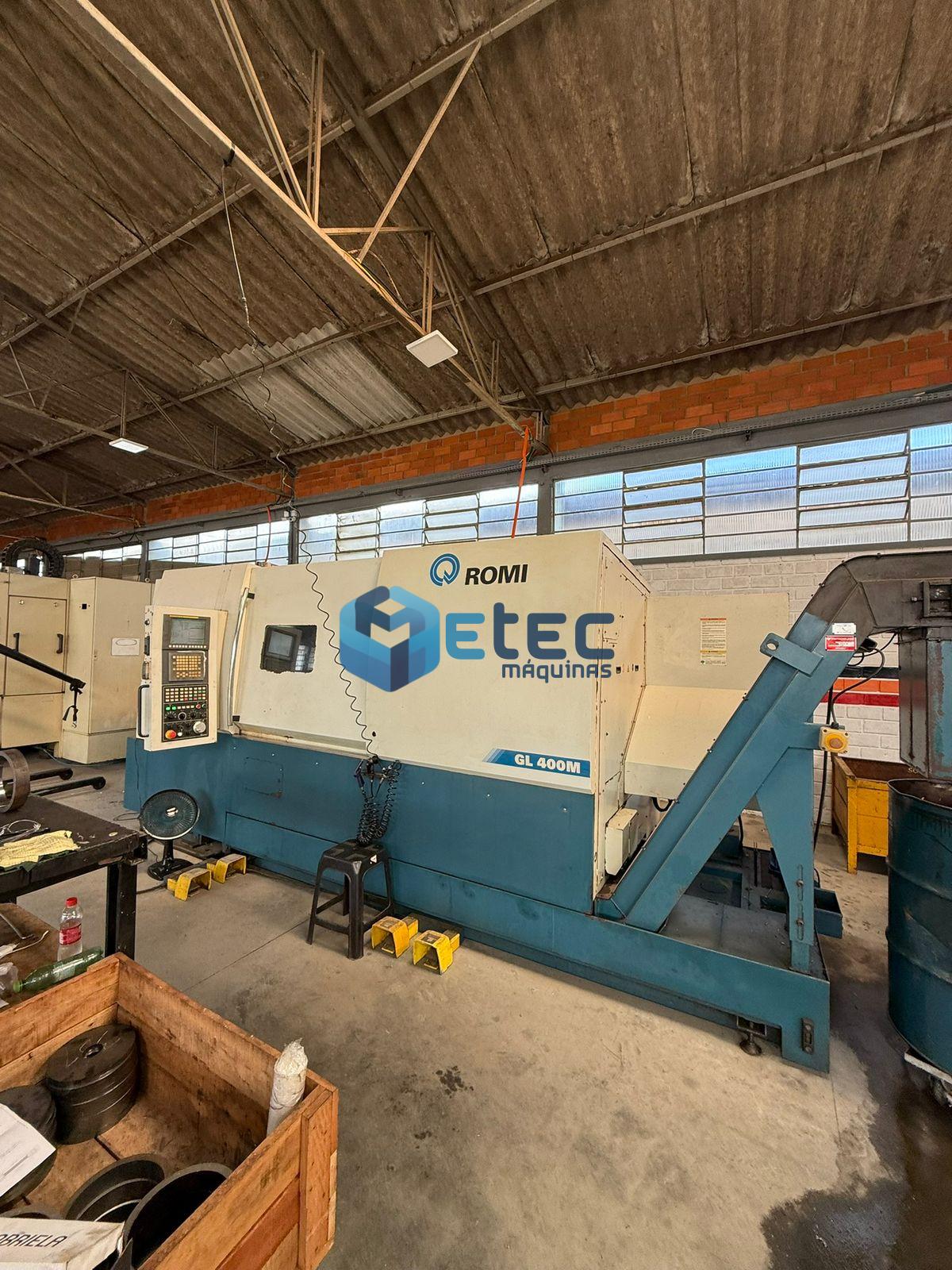 Torno CNC Romi GL400M