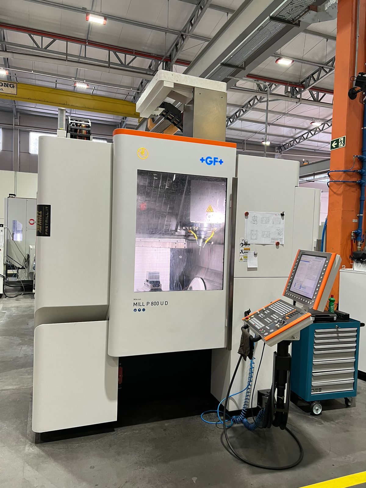 Centro de Usinagem 5 Eixos Mikron Mill P 800 U D