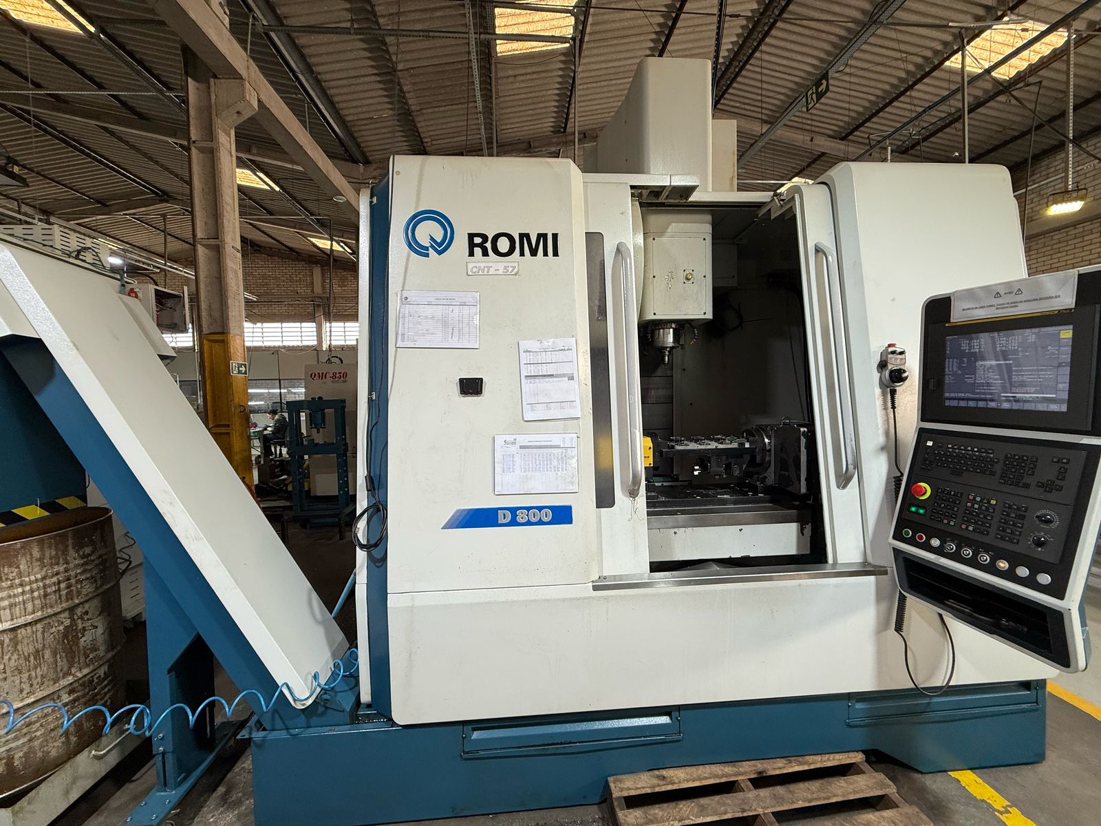 Centro de Usinagem Romi D800