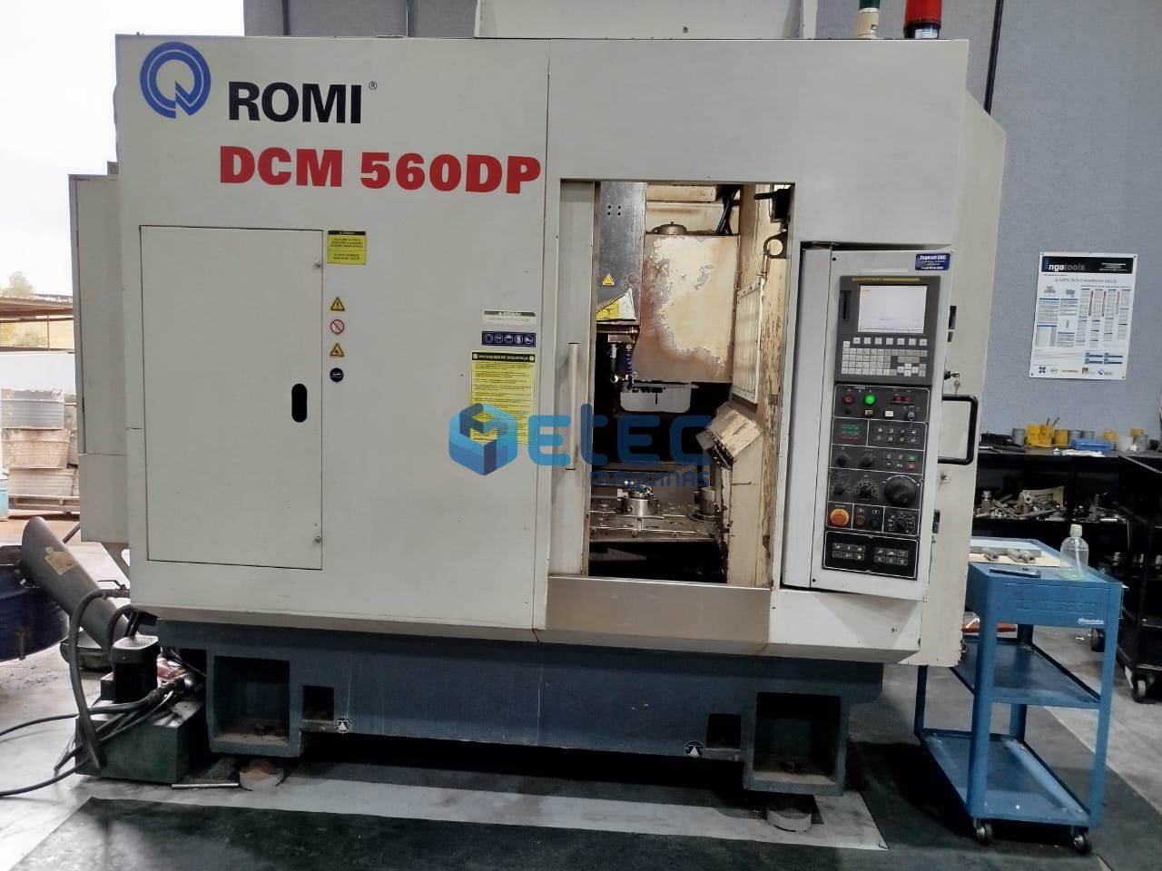 Centro de Usinagem Vertical Duplo Pallet ROMI DCM 560DP