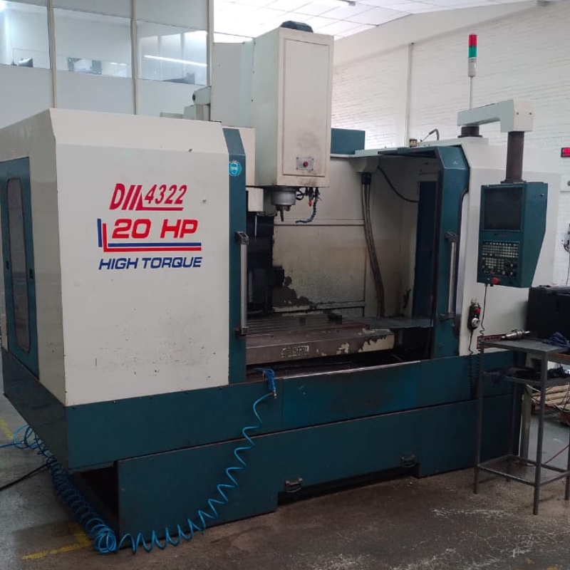 Centro de Usinagem Vertical DYNA 4322
